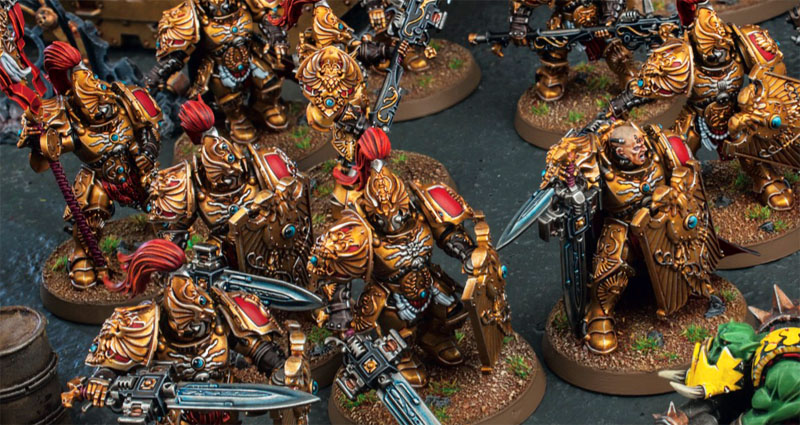 custodes-formation-horz