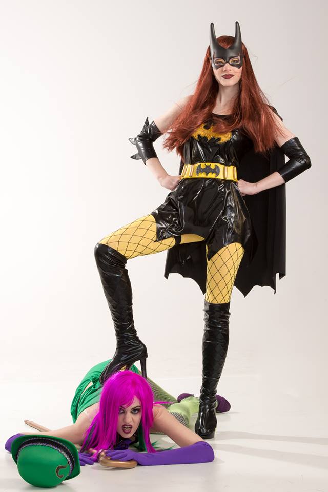 Cosplay photography workshop at Precision Camera & Video. Models Mayhem's Muse (Riddler) and Ariel Livingston (Batgirl)