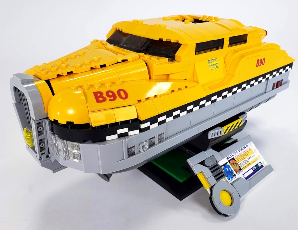 Fifth Element Flying Cab moc display