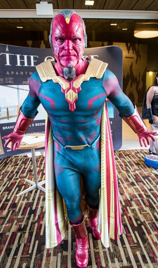 Marvel Cosplay The Vision from WandaVision Bell of Lost