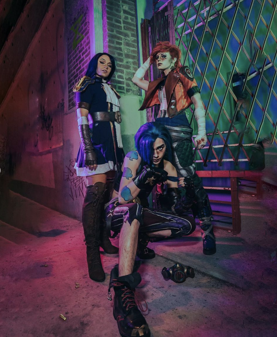 'Arcane' Cosplays Bring 'League of Legends' Characters to Life - Bell ...