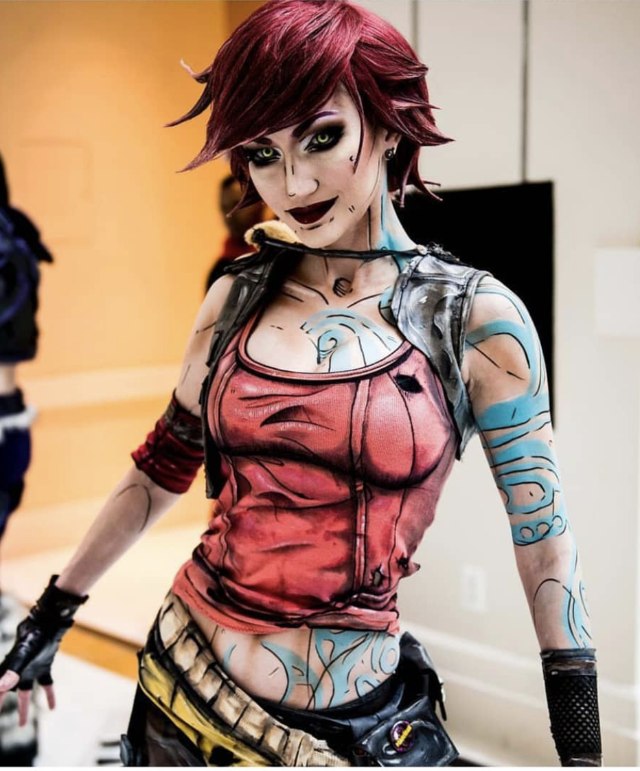 Cosplay: 'Borderlands' Lilith has Unbelievable Powers - Bell of Souls