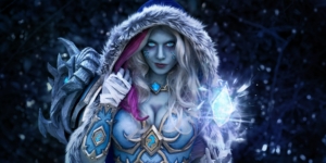 The Crown Goes to This ‘Hearthstone’ Frost Lich Jaina Cosplay