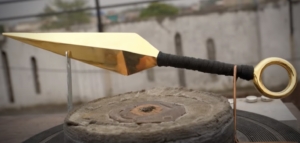 Forging a Rusted Drill Bit into a Beautiful Gold Kunai