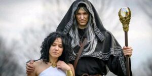 ‘Dragonlance’s Raistlin Cosplays are Masters of Past, Present, and Future