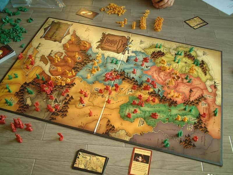 Risk Lord of the Rings board