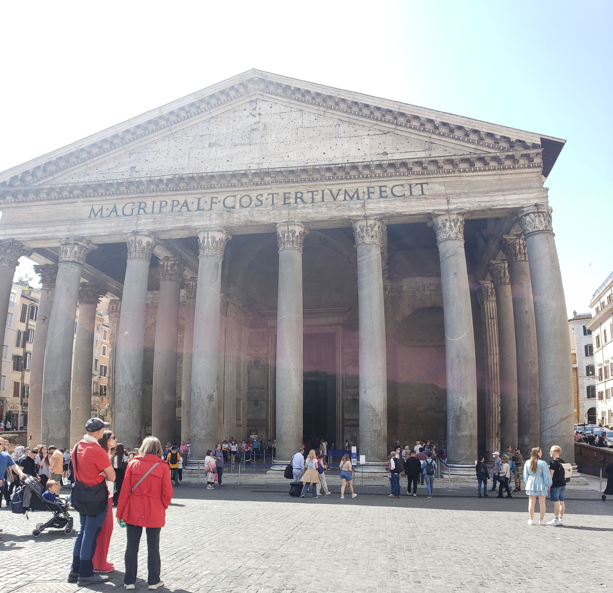 latar belakang bangunan colosseum - Joanne Roberts