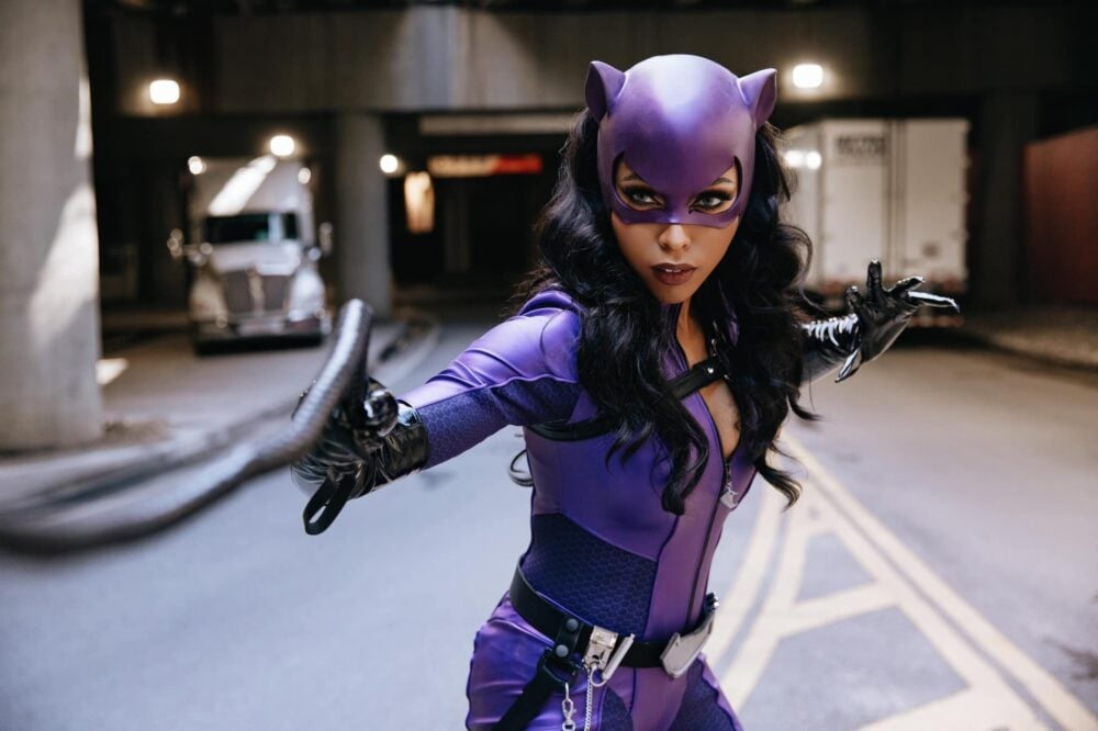 Purple-Suit Catwoman Cosplay by CutiepieSensei, Images by The World of Gwendana