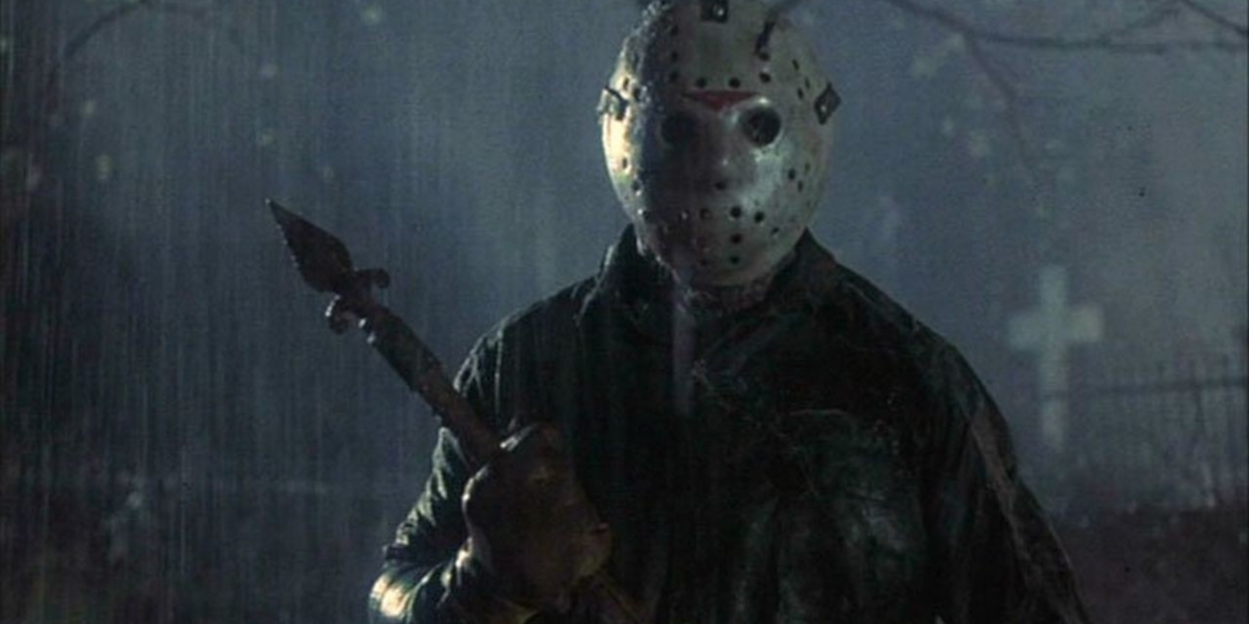 Horror at Camp Crystal Lake: The First Officially Licensed 'Friday the 13th'  Board Game is Out Now! - Bloody Disgusting