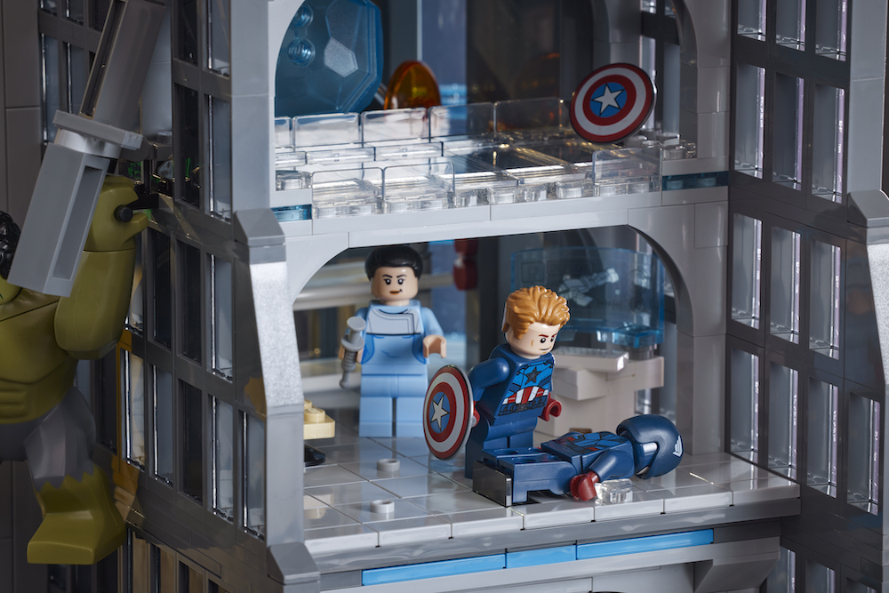 Assemble LEGO's 5,201 Piece Avengers Tower With New Set - Bell of